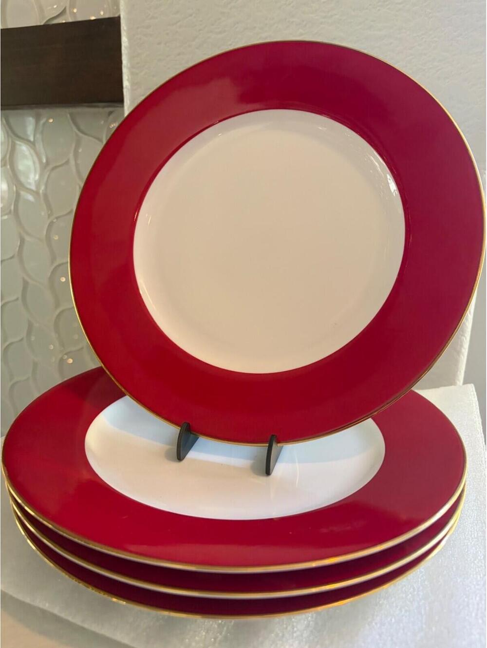 Set of 4 Crate & Barrel Red White Gold Rim 10.25" Dinner & 7.5" Salad Plates